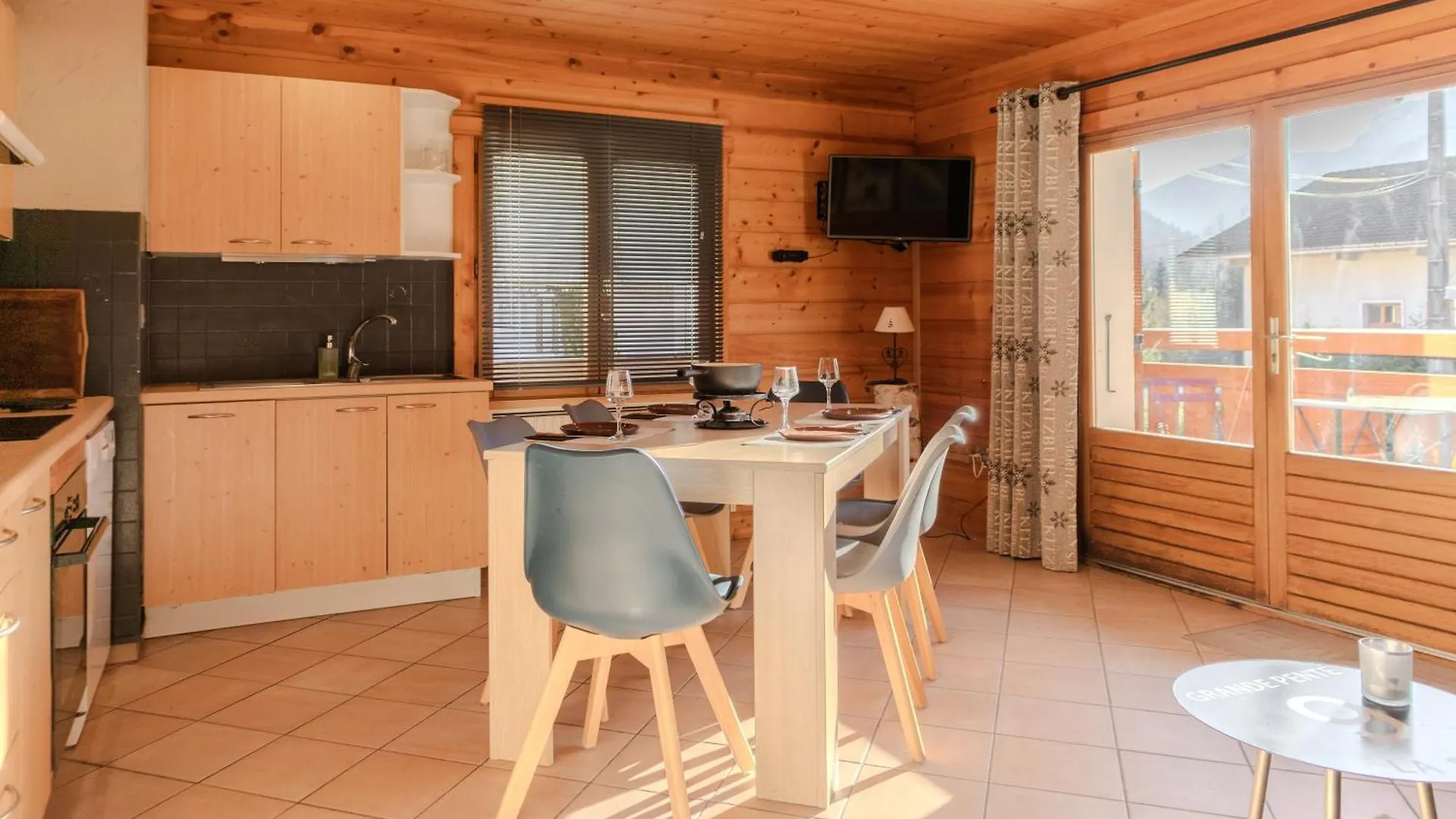 Apartment Appartement Lapreski 4 Etoiles, Ambiance Chalet, Annecy, La Clusaz Thones